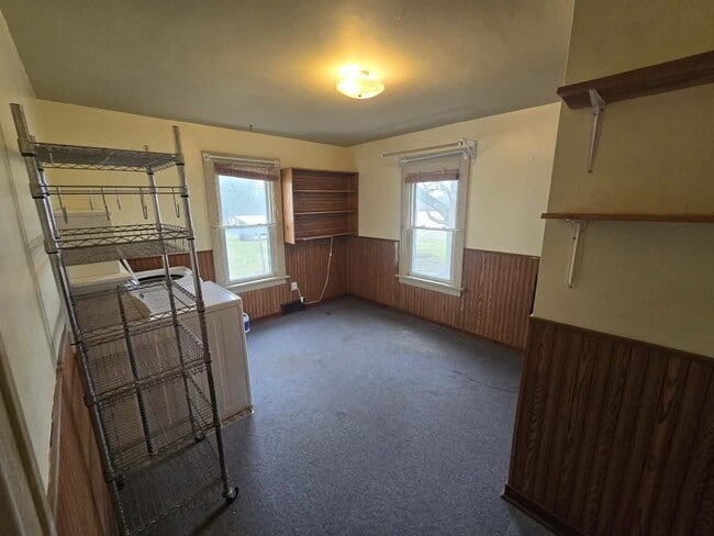 Building Photo - 1084 Yale Farm Rd