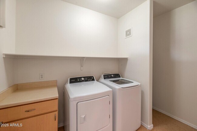 Building Photo - 20801 N 90th Pl