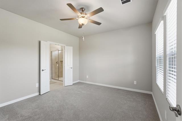 Building Photo - 712 Leavenworth Dr