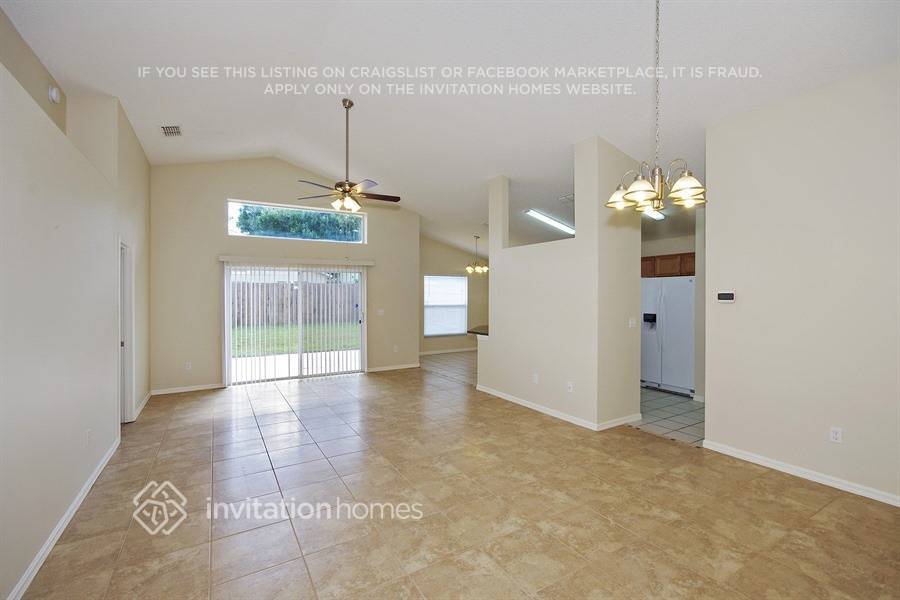 Building Photo - 5583 Elizabeth Rose Square