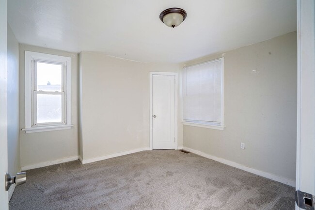 Building Photo - Beautiful Newly Renovated 3BD 1BA House on Mt Washinton