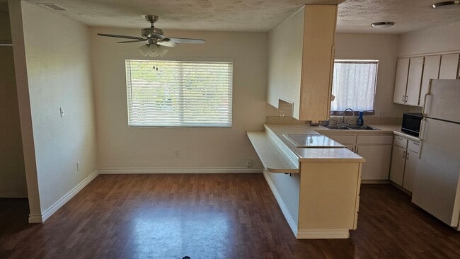 Building Photo - $3,000 - 2 Bed / 1 Bath Home in Fletcher H...