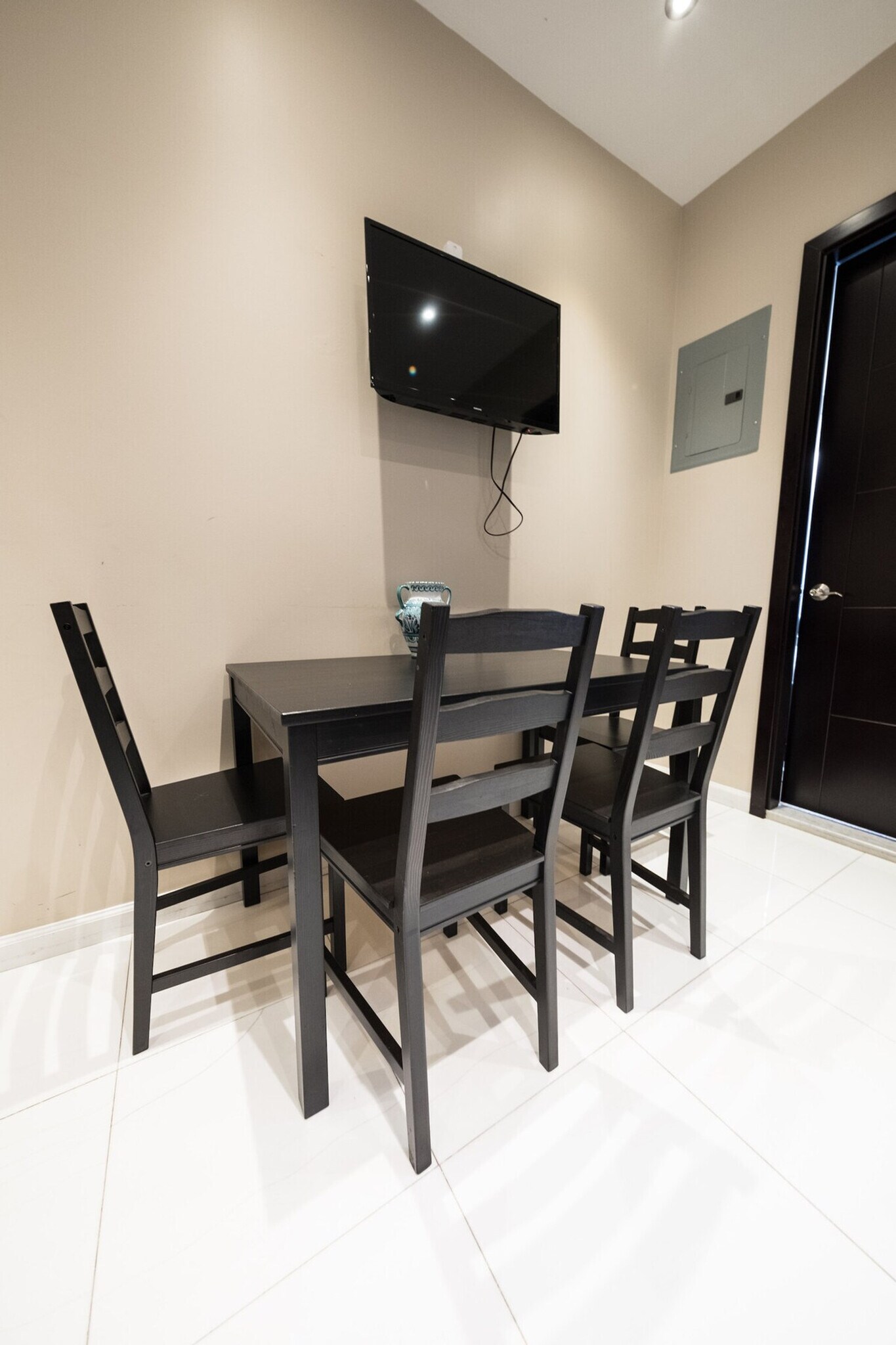 Building Photo - 5 W 101st St