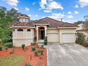 Building Photo - 3 Bedroom/2 Bath Stone Oak Subdivision
