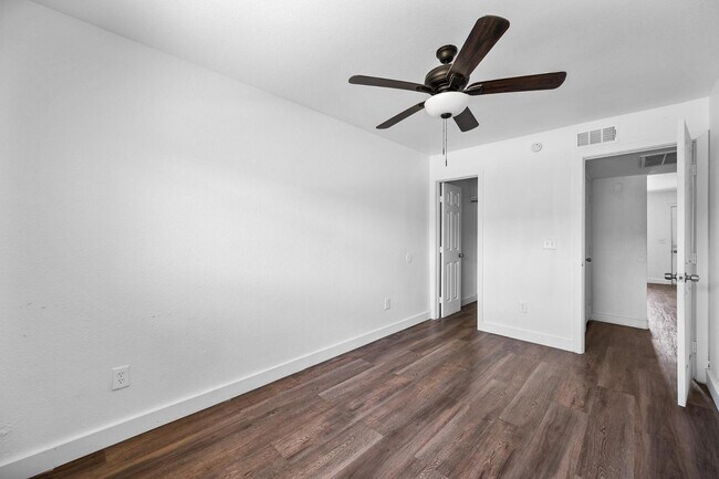 Building Photo - 18202 N Cave Creek Rd