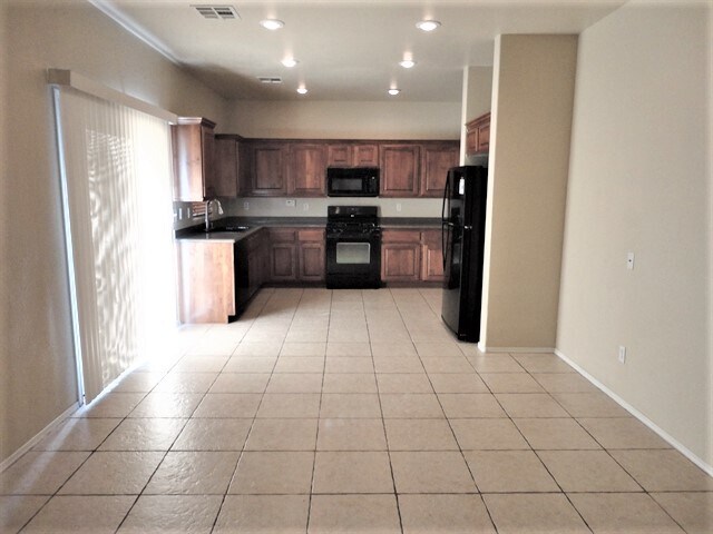 Building Photo - 7643 Dove Canyon St