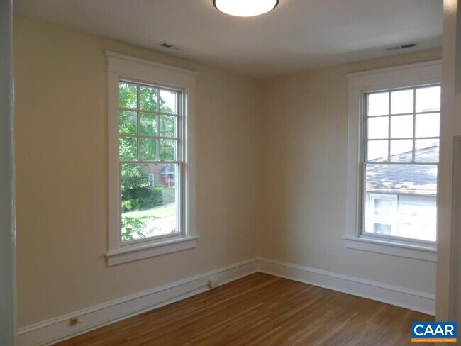 Building Photo - 1411 Gordon Ave