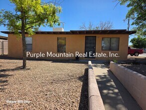 Building Photo - 1429 Walden Dr