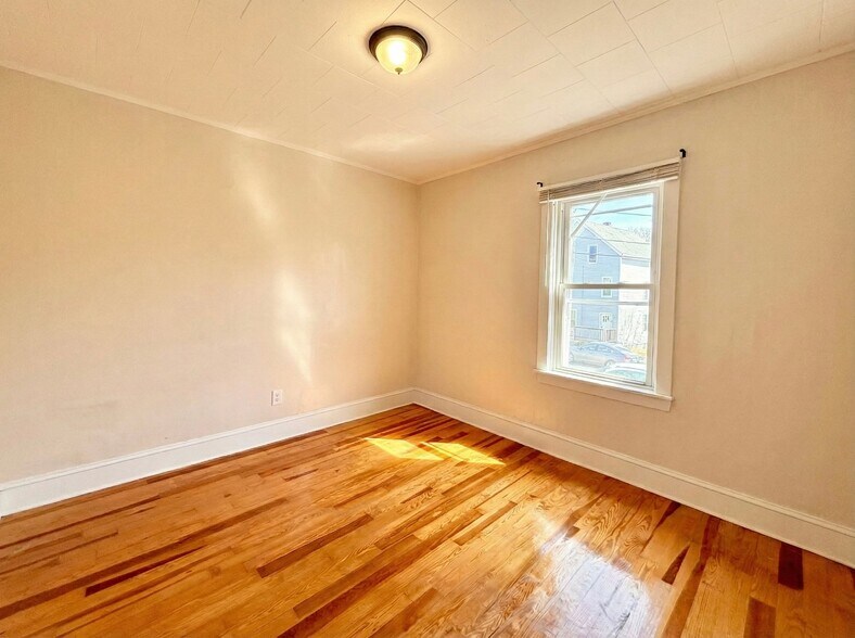 Building Photo - 45 Slater St