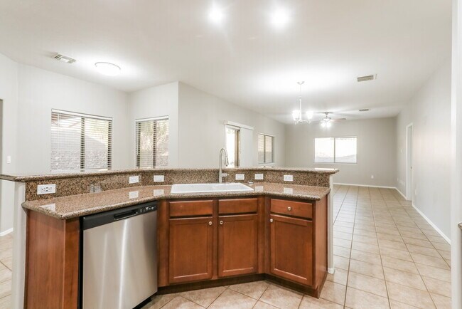 Building Photo - 12890 N Carpas Ct