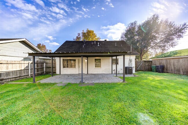 Building Photo - 12127 Palmton St