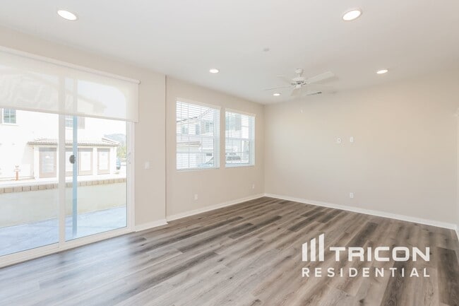 Building Photo - 36436 Creer Ct