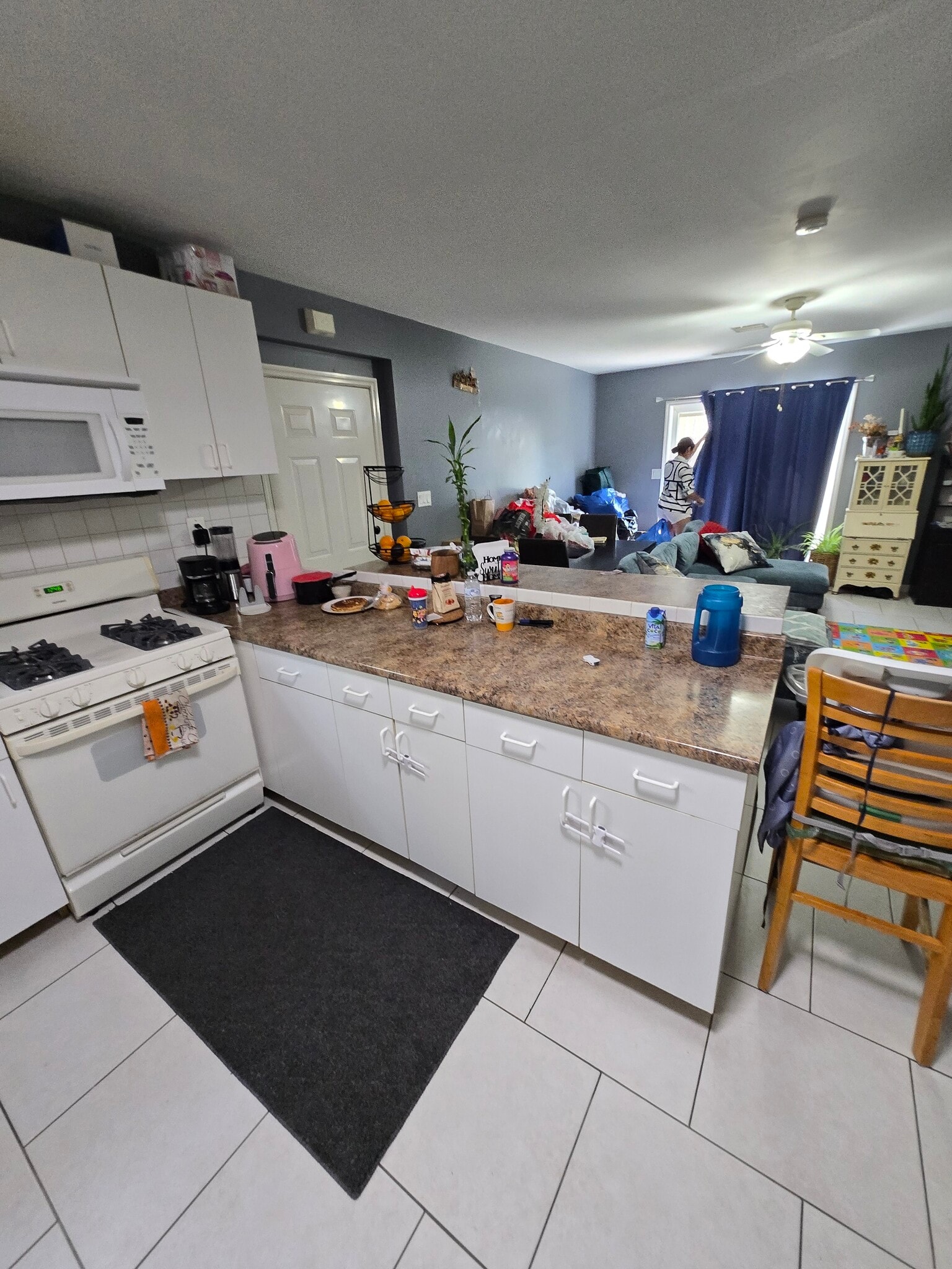 kitchen - 660 McKinley St