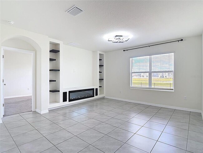 Building Photo - 2682 Common Fig Run