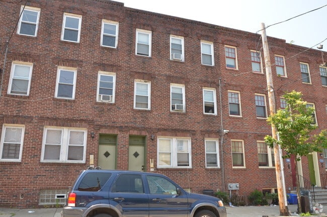 Primary Photo - 3842 Haverford Ave