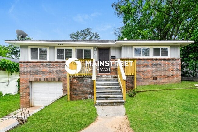 Primary Photo - 3 Bedroom Pet-Friendly Home in Birmingham,...