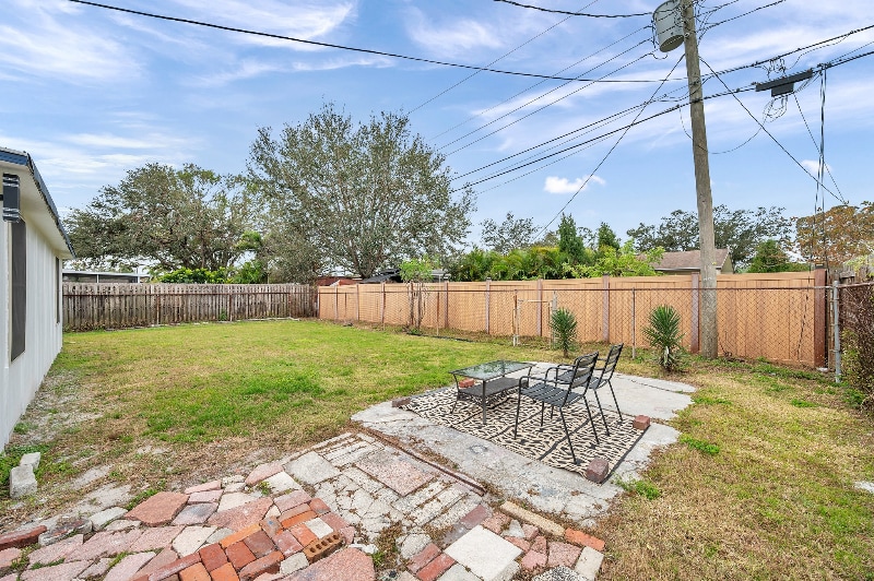 Building Photo - 9850 55th Way N