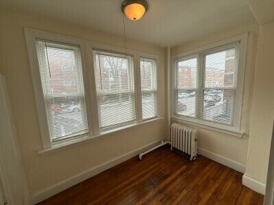 Building Photo - 194 Kelton St