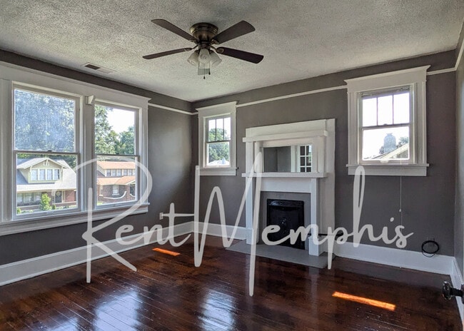 Primary Photo - 1225 Faxon Ave