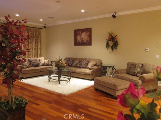 Building Photo - 2302 Crystal Ln