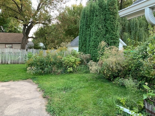 Back yard - 621 State St N