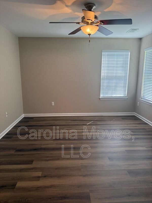 Building Photo - 210 Morell Dr