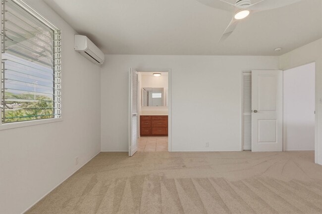 Building Photo - Spacious Aikahi Loop House in Kailua