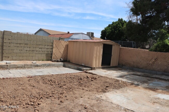 Building Photo - 3544 W Charleston Ave