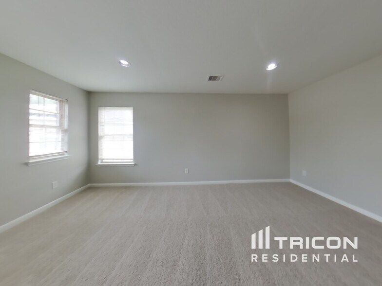 Building Photo - 4111 Wayside Stream Ln