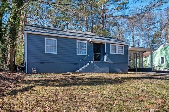 Building Photo - 2207 Castlewood St
