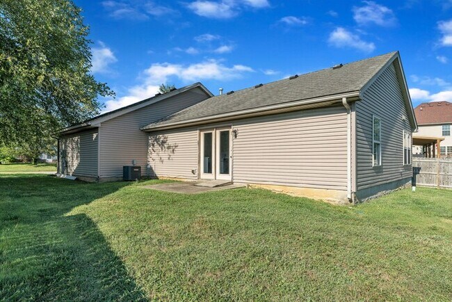 Building Photo - Three bedroom rental on Woodhaven Pl