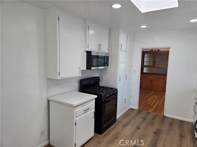 Building Photo - 14001 Dunrobin Ave