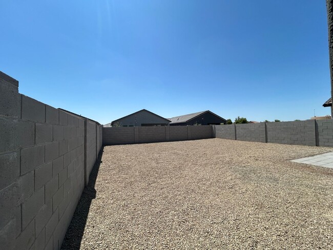 Building Photo - Free Rent for September! Brand New 3-Bedro...