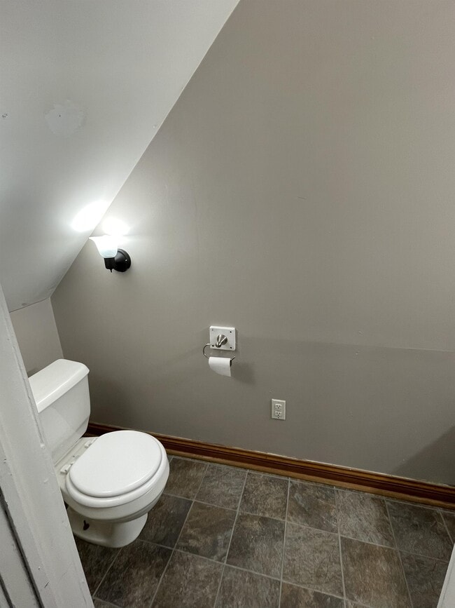 Building Photo - 2410 White St