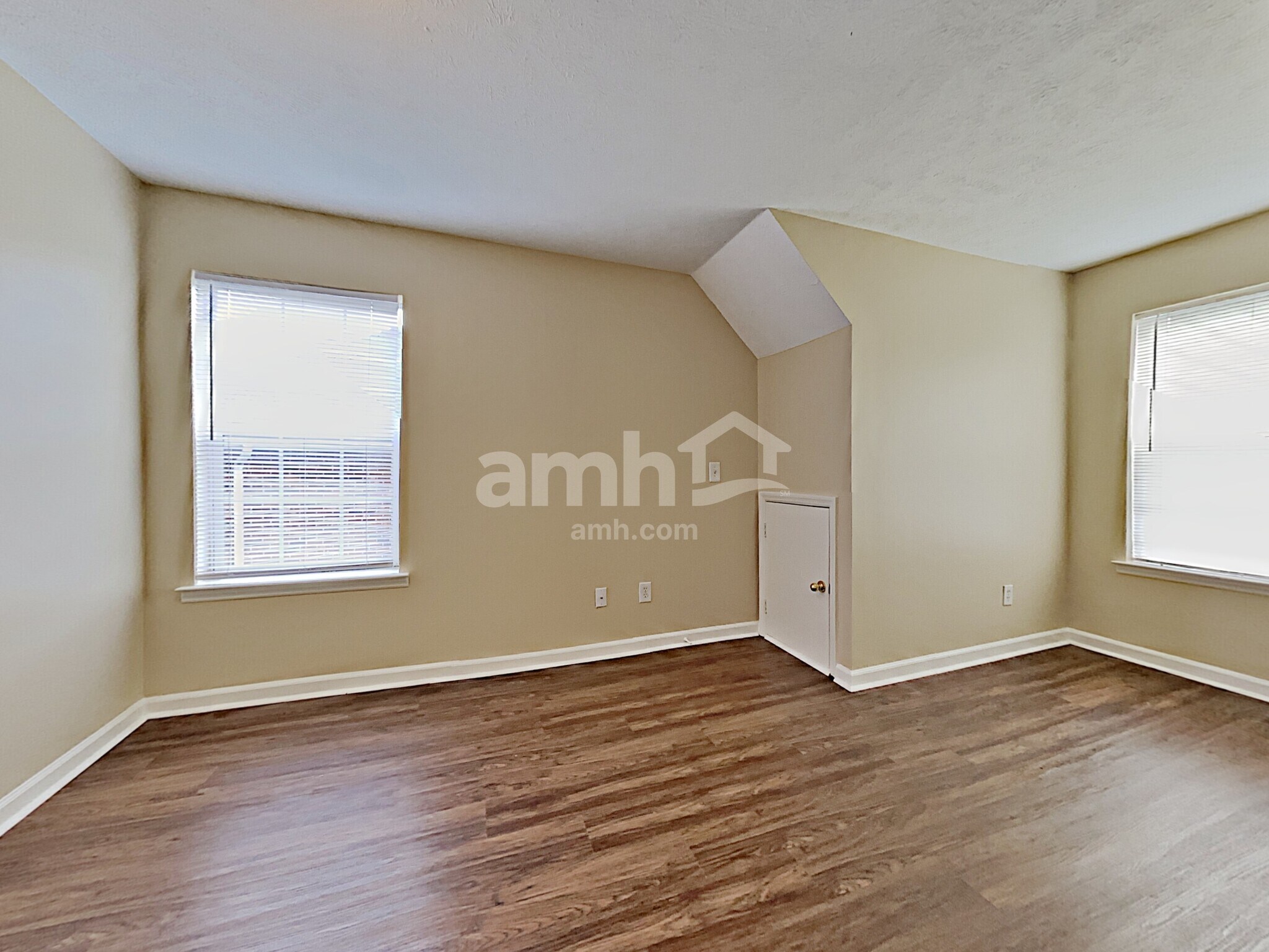 Building Photo - 221 Scarlet Ridge Ct