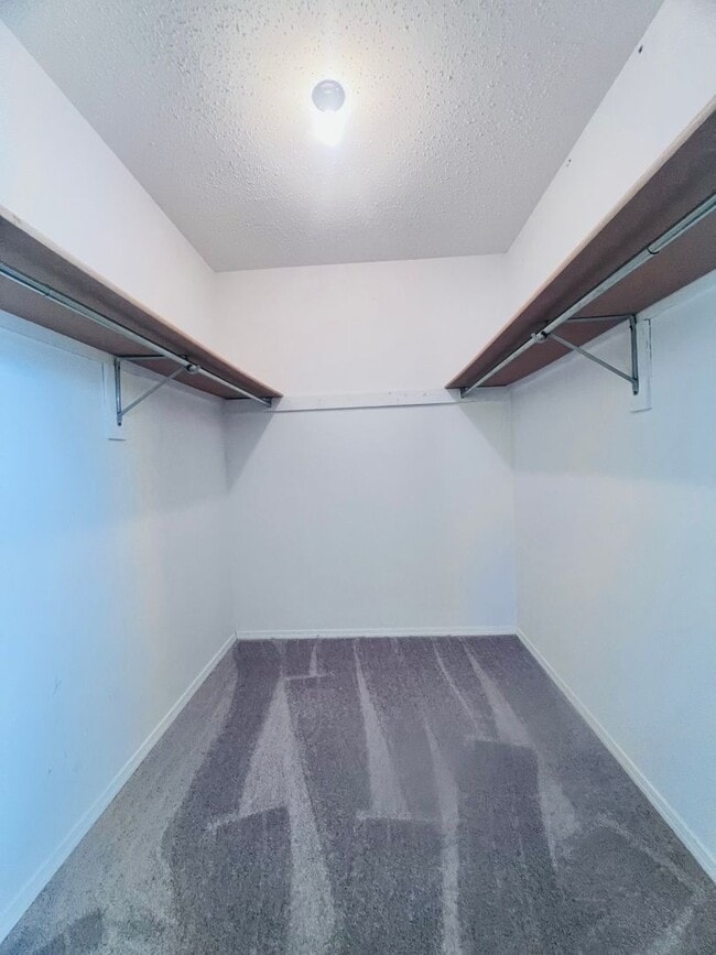 Building Photo - Perfect Nestled Condo Call Now!