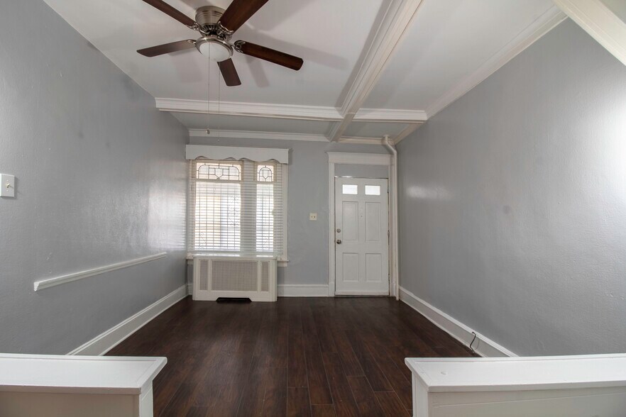 Building Photo - 6008 Jefferson St