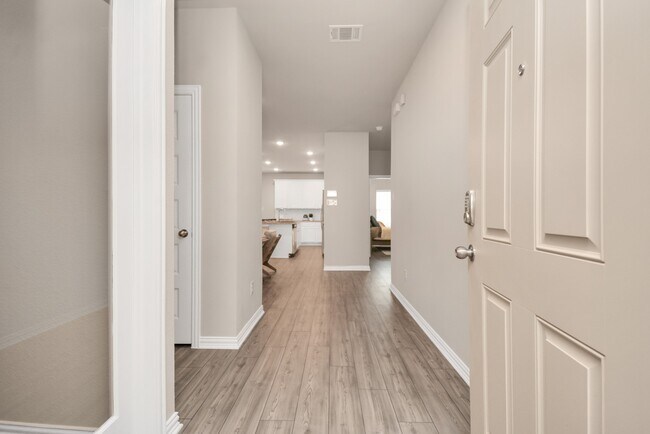 Building Photo - 4615 Aurora Glen Dr