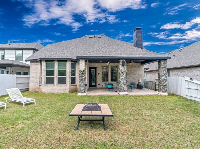 Building Photo - 4818 Nodding Thistle Trail