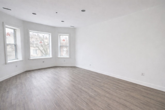 Building Photo - 3340 W Evergreen Ave