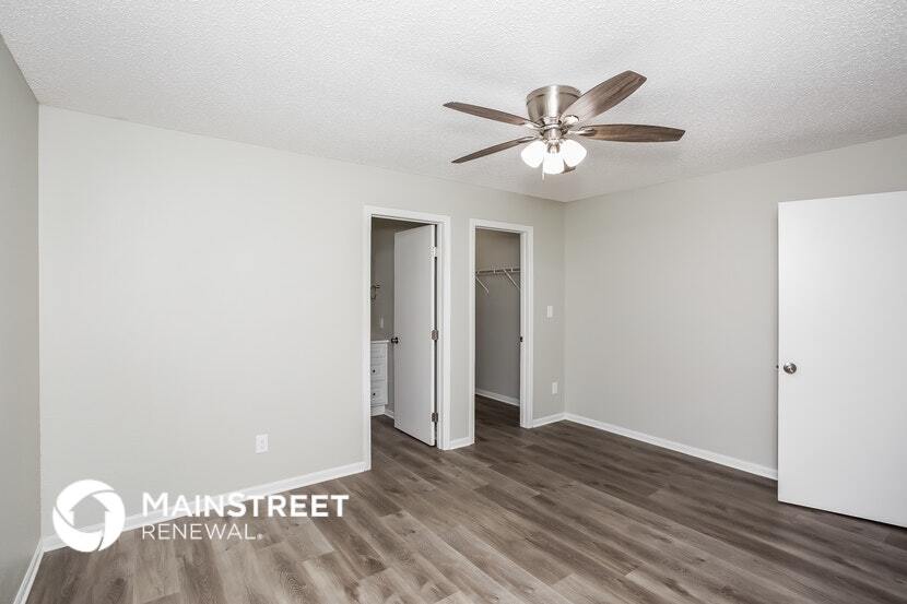Building Photo - 4550 Riverbrook Ln