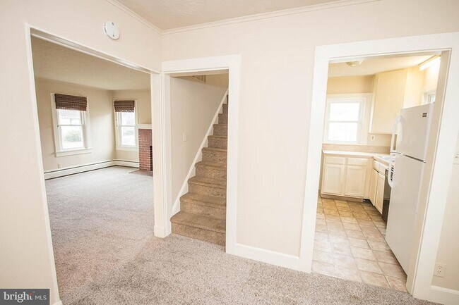 Building Photo - 1226 Pemberton Dr