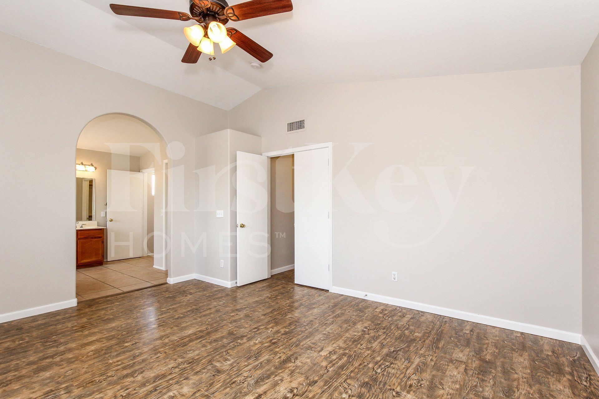 Building Photo - 12720 N 86th Dr