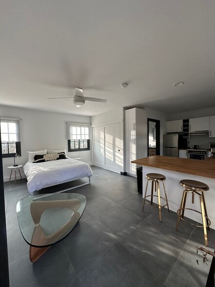 ADU kitchen - 4305 Chase Ave