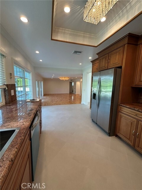 Building Photo - 1734 N Yurok St