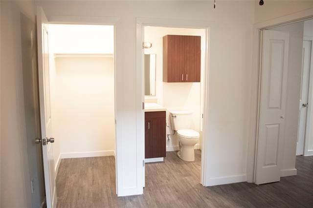 Building Photo - 302 Forest Ln