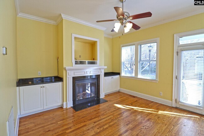 Building Photo - 1008 Woodrow St