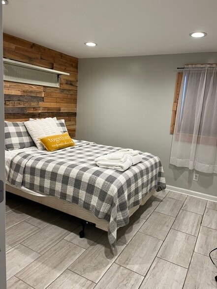 Bedroom - 210 Pearson Dr