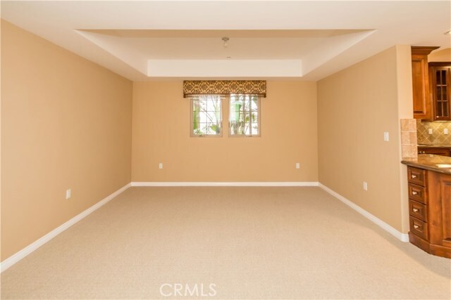 Building Photo - 4551 Coldwater Canyon Ave