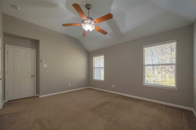 Building Photo - 5437 N Buffalo Cir